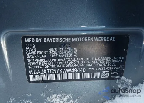 2019 BMW 530I xDrive z USA, uszkodzony, nr VIN WBAJA7C57KWW49440